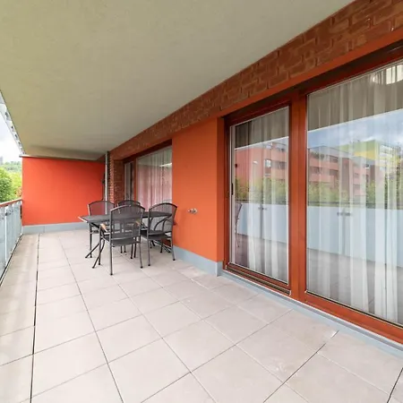 Krasne Ubytovani S Balkonem Appartement