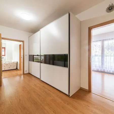 Krasne Ubytovani S Balkonem Praag